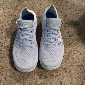 Nike free run running shoes!!